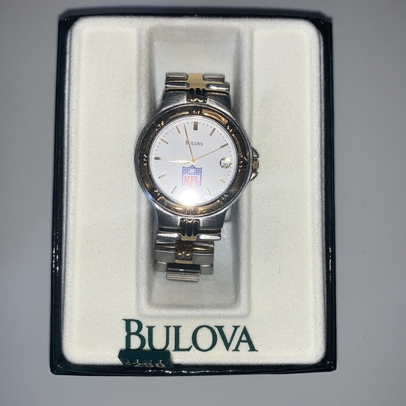 Bulova NFL limited edition watch main image 8